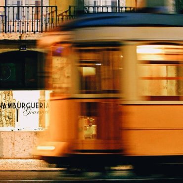 A Hamburgueria Gourmet - Café do Rio, está situada na Rua da Alfândega (em Lisboa) desde 2008 e é o verdadeiro paraíso dos hambúrgueres - especialmente para aqueles que estão a cortar nos hidratos de carbono, como eu.