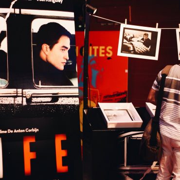 Foi inaugurada nos cinemas UCI – El Corte Inglés, em Lisboa, uma exposição de fotografias de James Dean, por Dennis Stock. A não perder!