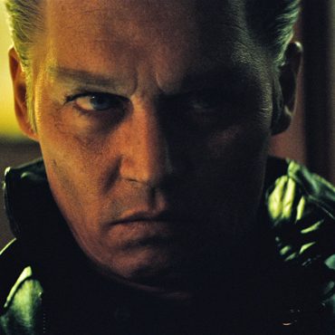 A Clever, a Warner Bros. Pictures e a NOS Audiovisuais têm para oferecer 10 convites duplos para a antestreia do filme BLACK MASS: JOGO SUJO #BlackMassFilme